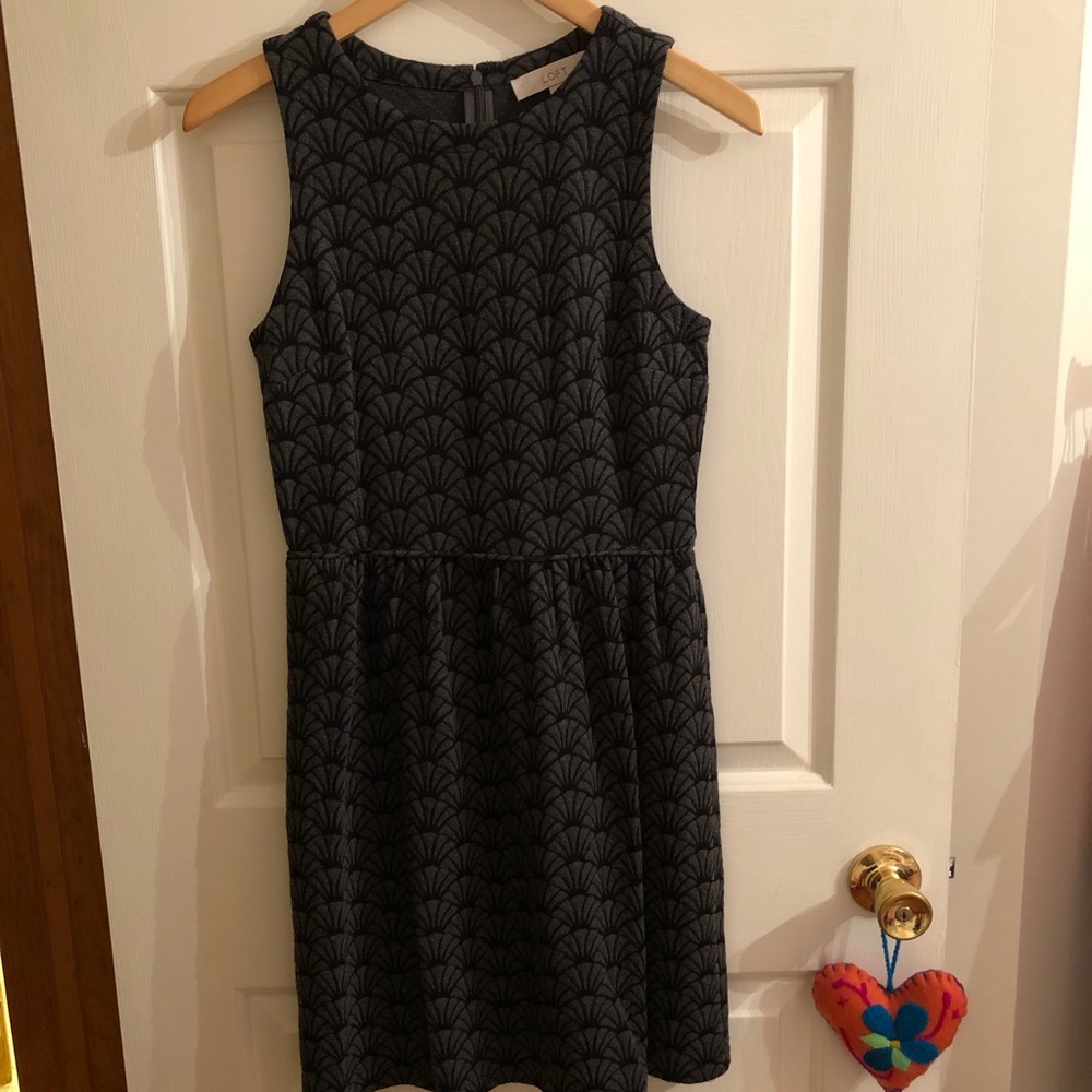 LOFT Gray Sleeveless Dress